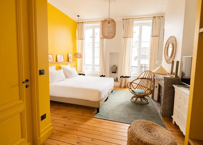 Maison Manege Centre Pensión