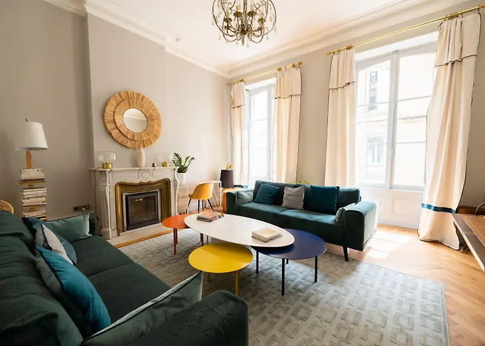 Maison Manège Centre 3*