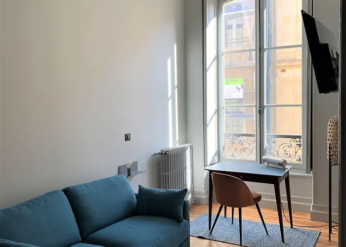 Maison Manège Centre 3*