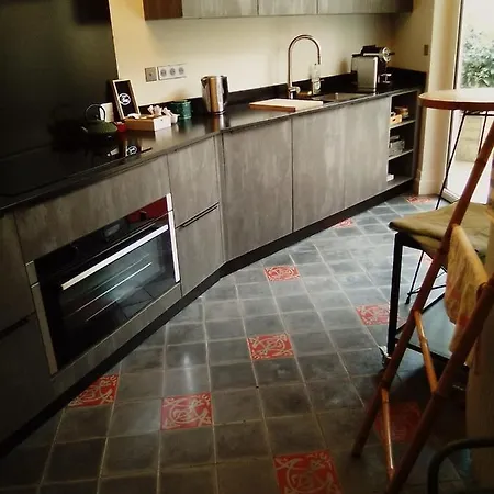 Maison Manege Centre Pensión Burdeos