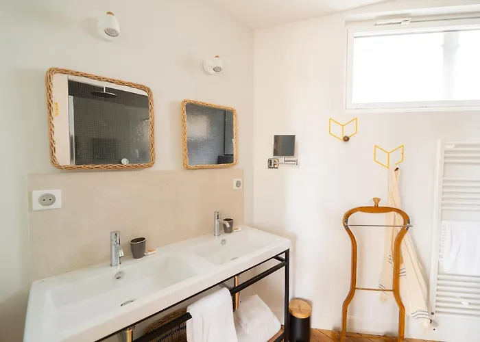 Maison Manege Centre Πανσιόν